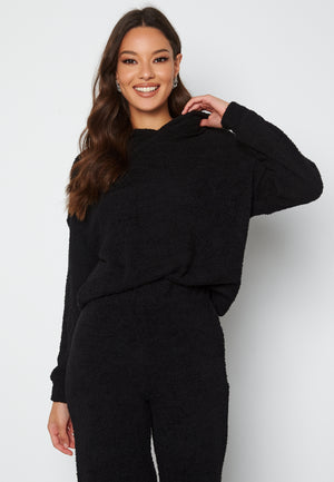 Fluffy L/S Hood Top