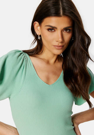 Onlleelo Open Back Pullover