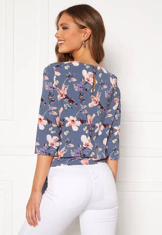 Nova Lux 3/4 Knot Top