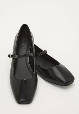 Onlakira-3 Pu Mary Jane Baller