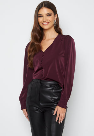 Saturday LS Neck Top