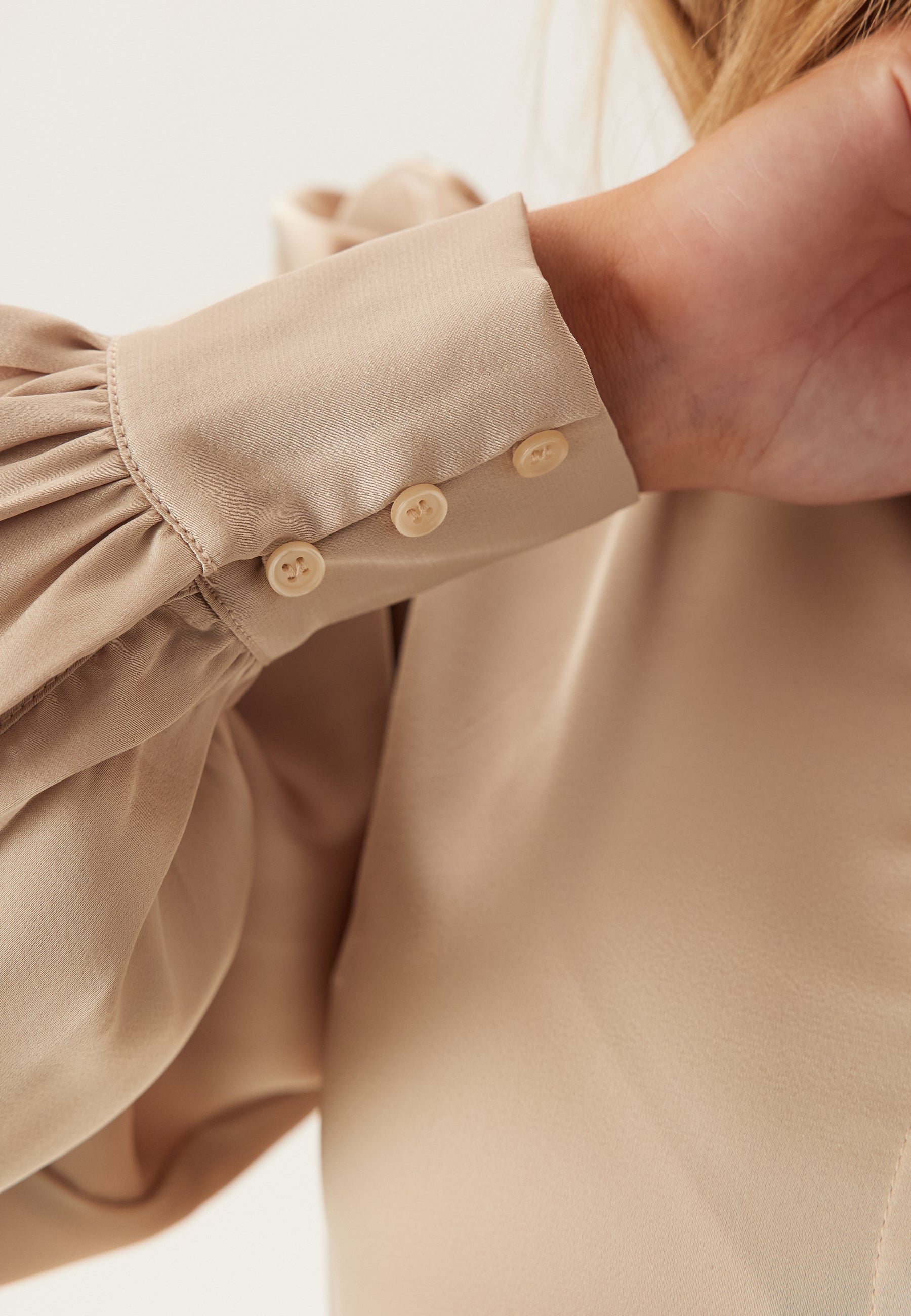 Vila Vienna Ravenna Blouse - Basic Life Vila Vienna Ravenna Blouse - Basic Life