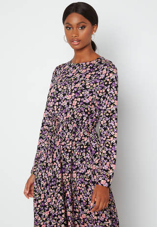 Ellia LS Midi Dress