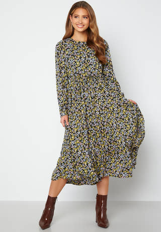 Ellia LS Midi Dress