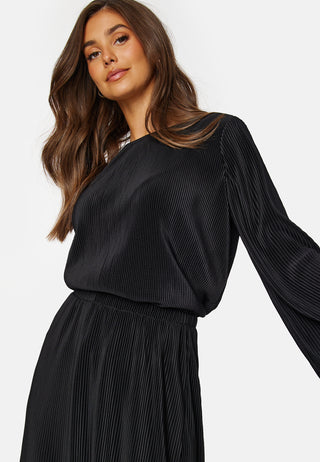 Ossa LS O-Neck Wide Sleeve Top