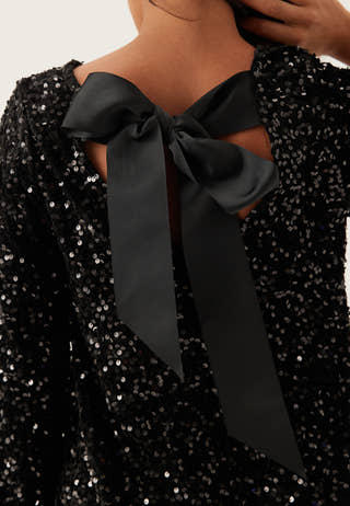 Pckam Ls Deep Back Bow Dress