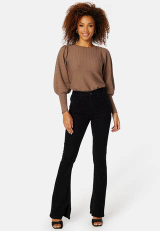 Peggy HW Flared Slit Jeans