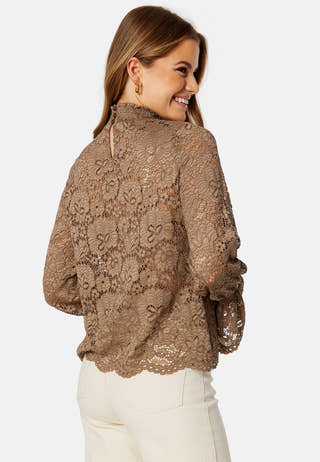 Raita LS Lace Top