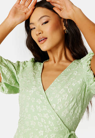 Vea 2/4 Wrap Dress