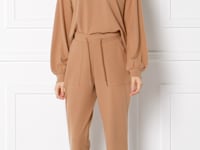 preview_images/1038282786-5bc0430cae61bca8c37a36d66e50125381af42e103bc55a66132891ffa81f55a-d_200x150_ff6b700e-e67b-450e-ba77-cc08dcf1d682