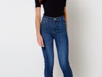 preview_images/1468291370-483c285b07139f784463ba05c90322dd093c7e595890f083cc8448bd3f1bb62f-d_200x150_035d06e2-c36c-4e15-9c68-53055d8cbbbd