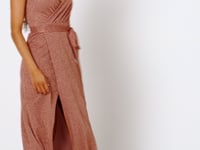 preview_images/1596189931-6919a28db8cddb99f7249d45136f79bbbc5555c6eaa19719f8c4951e80f24dd7-d_200x150_b68494de-57bc-4eb9-aeae-863c58067a87