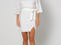 preview_images/1973618718-8c4c932a844e8179b9f8c2b5da19211254a5c4120f322f34a29215508f8c819d-d_200x150_64a6f935-36b4-451f-ab31-6a2914e24736