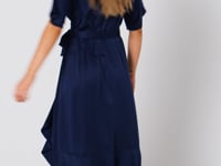 preview_images/1973622099-eee71d19b8fcc4479947b16e61408bcad507ec55bc813346227bc33cbd05114f-d_200x150_3f835d83-7a10-4bbb-91b1-6016325b7b1b