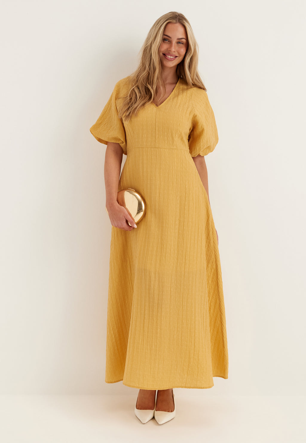 ochre midi dress Selected – Slfmaddie Ss Closed Back Midi Dress – campaign-normal – Yellow