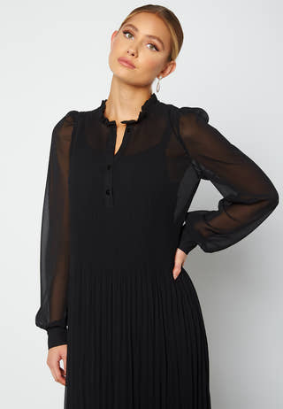 Vikia Dress