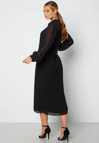 Vikia Dress