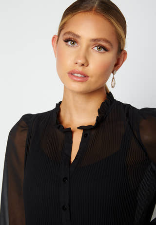 Vikia Dress