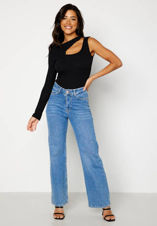Justina Cut Out Body