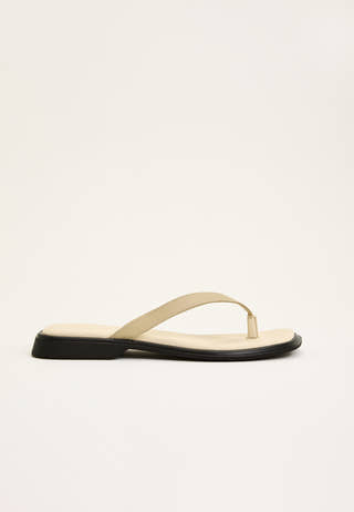 Izzy Sandal Flats