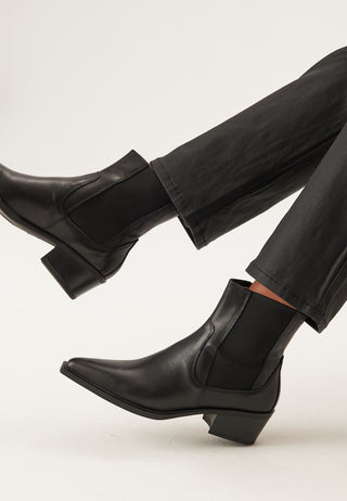 Kelsey Heel Classic Leather Boots