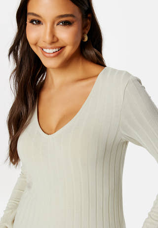 Aggie LS V-Neck Top