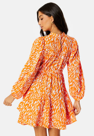 Daisy Dia LS Short Dress