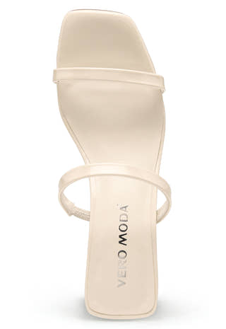 Eddie Sandal