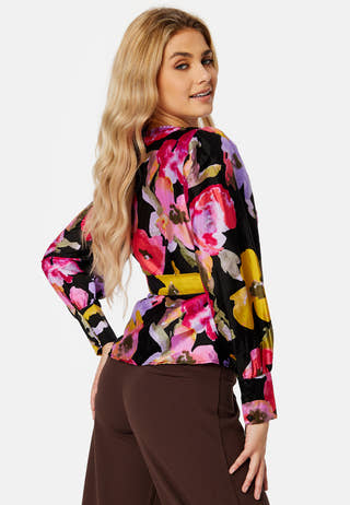Kata Ree LS Wrap Top