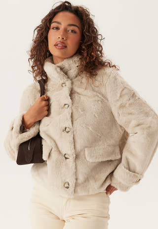 Vmsonjaeva Short Jacket