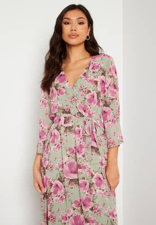 Clarette V-Neck 3/4 Ankle Dress