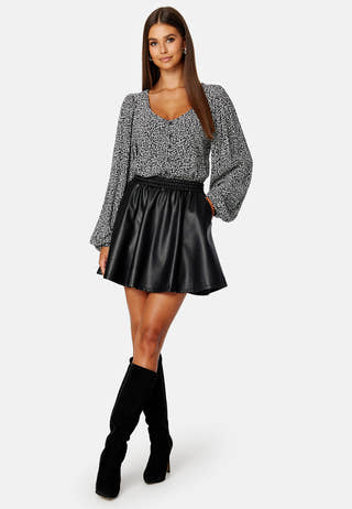 Fini V-Neck L/S Top/SU