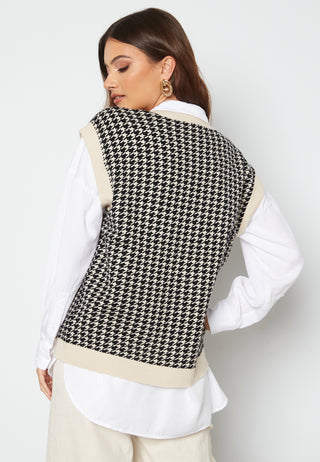 Lobo Knit Vest