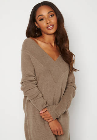 Madelia V-Neck L/S Knit Dress