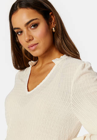 Manja V-Neck L/S Top
