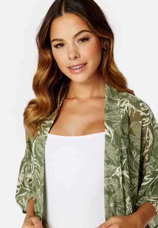 Nema 3/4 Button Cover Up