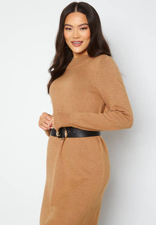 Viril Crew Neck Midi Dress