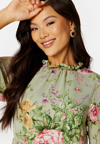 Ura Layer Ruffle Dress