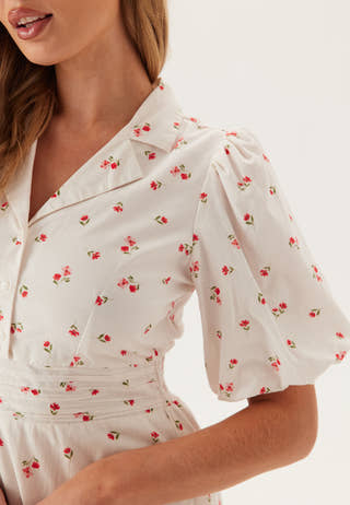 Vicille Ann V-neck 2/4 SHORT D