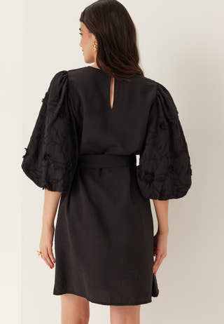 Vimala O-neck 3/4 EMB. DRESS