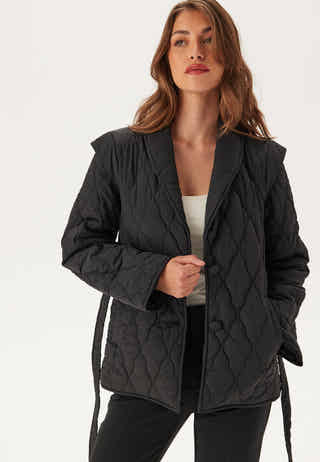 Vimarsa L/S QUILTED JACKET