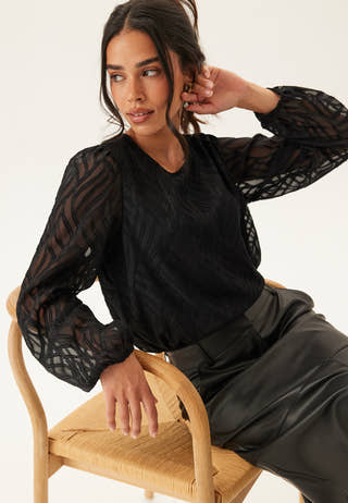 Vimika O-neck L/S Top