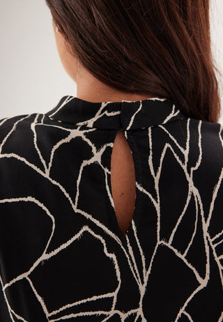 Vipaya Siv O-neck L/S TWIST TO