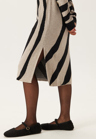 Vitif Crewneck Knit Midi Dress