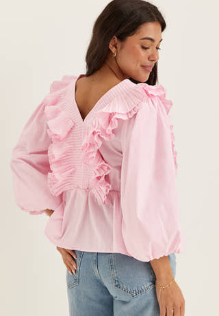 Yasruna 3/4 RUFFLE TOP